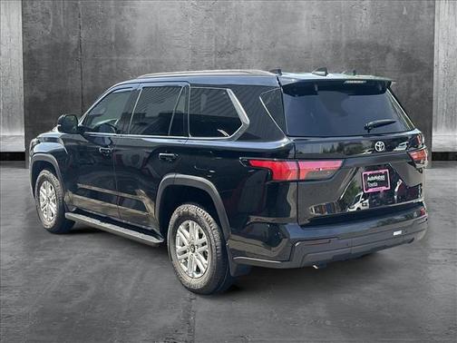 2025 Toyota Sequoia SR5