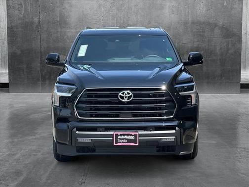 2025 Toyota Sequoia SR5