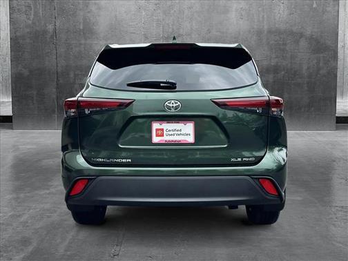 2024 Toyota Highlander XLE