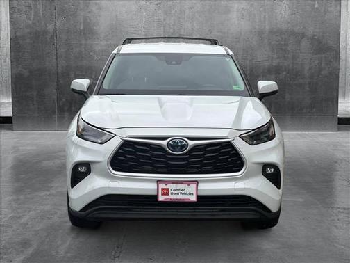 2022 Toyota Highlander Hybrid LE