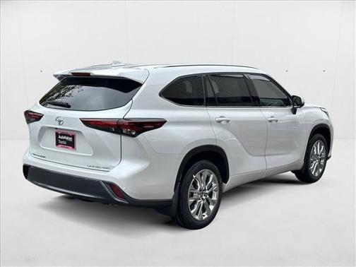 2025 Toyota Highlander Limited