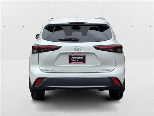 2025 Toyota Highlander Limited