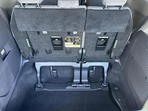 2022 Toyota Sienna LE