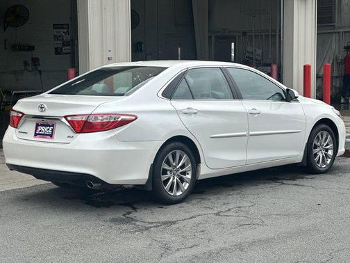 2015 Toyota Camry XLE