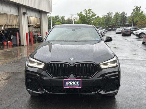 Black Sapphire Metallic 2022 BMW X6 xDrive40i