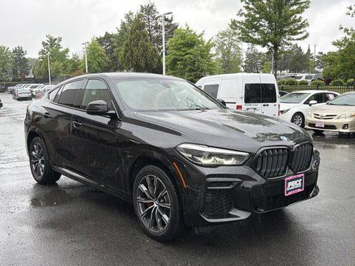 Black Sapphire Metallic 2022 BMW X6 xDrive40i