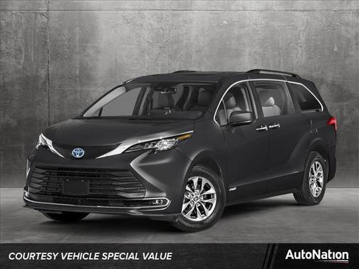2025 Toyota Sienna XLE 7 Passenger