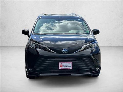 2025 Toyota Sienna XLE 7 Passenger