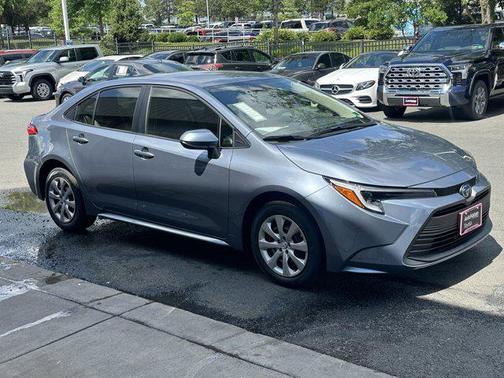 2025 Toyota Corolla Hybrid LE
