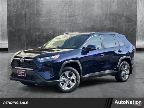 2025 Toyota RAV4 Hybrid XLE