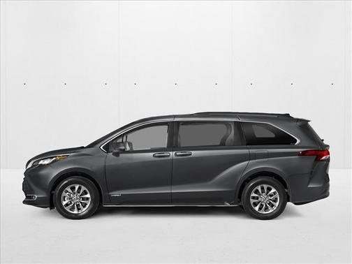 2025 Toyota Sienna XLE 7 Passenger