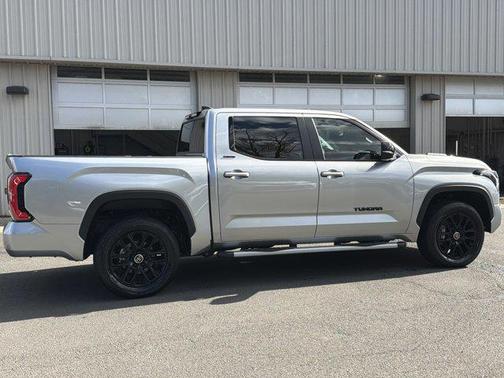 2024 Toyota Tundra Hybrid Limited