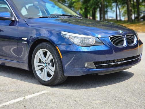2010 BMW 528 xDrive