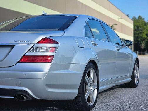 Silver 2008 Mercedes-Benz S-Class S 550 4dr Sedan