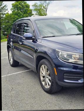 2014 Volkswagen Tiguan 2.0T SE 4MOTION