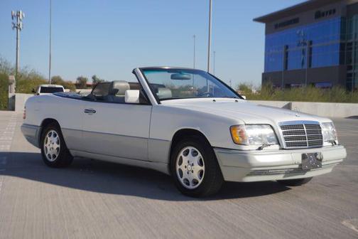 1995 Mercedes-Benz E-Class