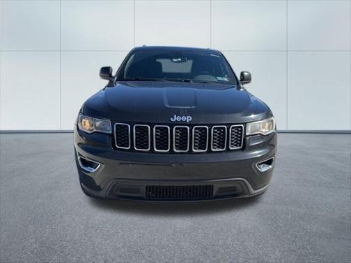 2018 Jeep Grand Cherokee Laredo E 4x4