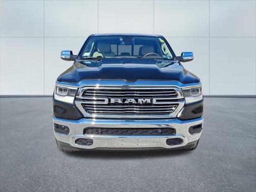 2019 RAM 1500 Laramie Crew Cab 4x4 57' Box