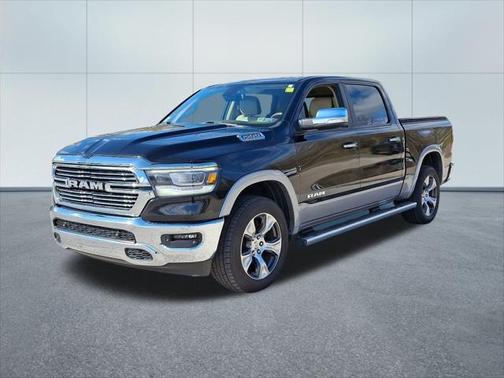 2019 RAM 1500 Laramie Crew Cab 4x4 57' Box