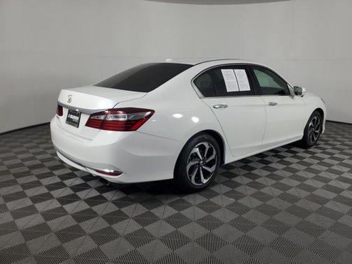 2017 Honda Accord EX w/Honda Sensing