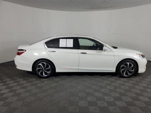 2017 Honda Accord EX w/Honda Sensing