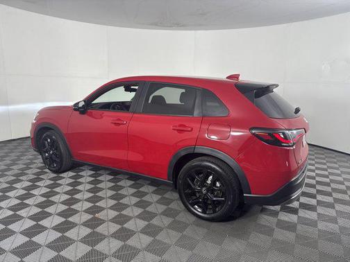 2023 Honda HR-V 2WD Sport