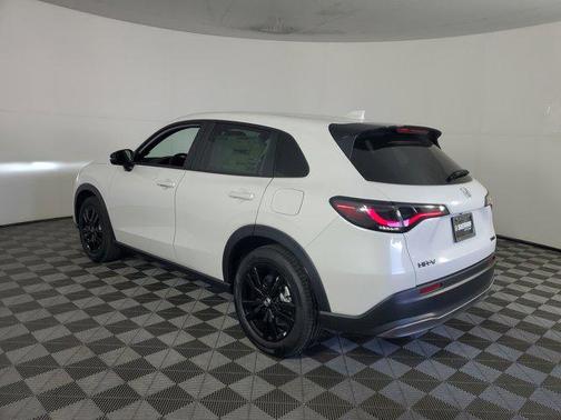 2026 Honda HR-V 2WD Sport