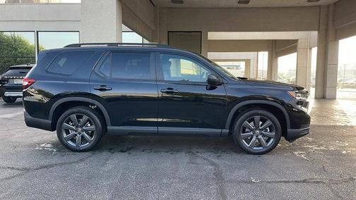 2025 Honda Pilot Sport