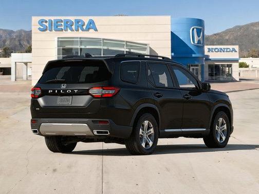 Crystal Black Pearl 2026 Honda Pilot EX-L
