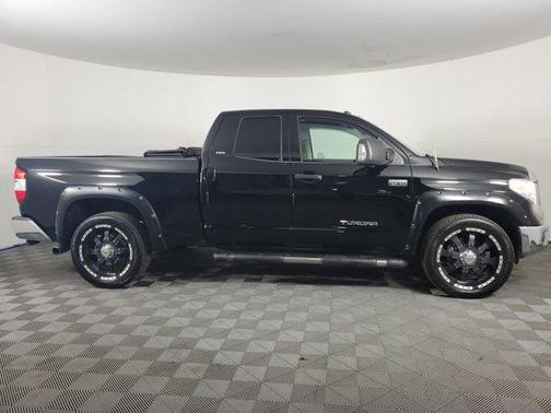 2015 Toyota Tundra SR5