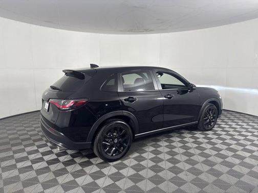 2025 Honda HR-V AWD Sport