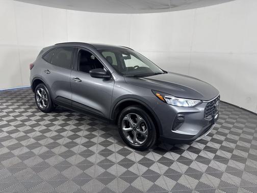 Carbonized Gray Metallic 2025 Ford Escape ST-Line