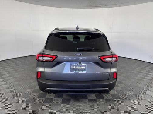 Carbonized Gray Metallic 2025 Ford Escape ST-Line