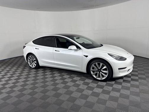 2019 Tesla Model 3 Long Range