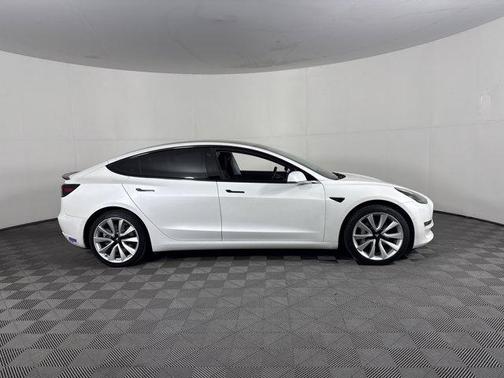 2019 Tesla Model 3 Long Range