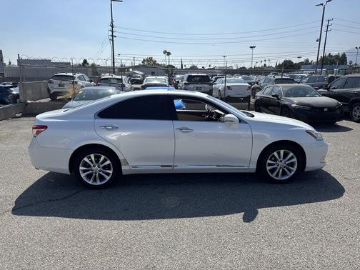 Starfire Pearl 2011 Lexus ES 350 Base