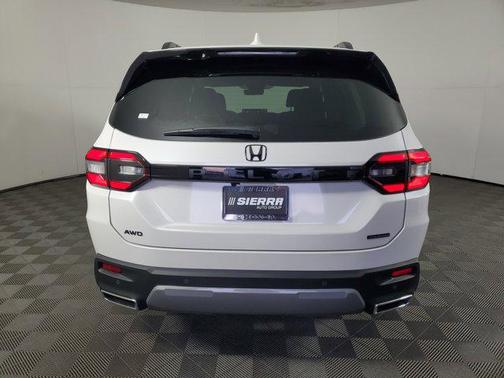 2026 Honda Pilot Touring 8-Passenger