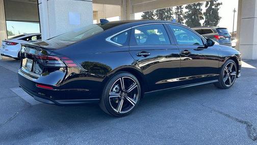 2025 Honda Accord Hybrid Base