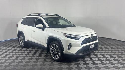 2022 Toyota RAV4 XLE Premium