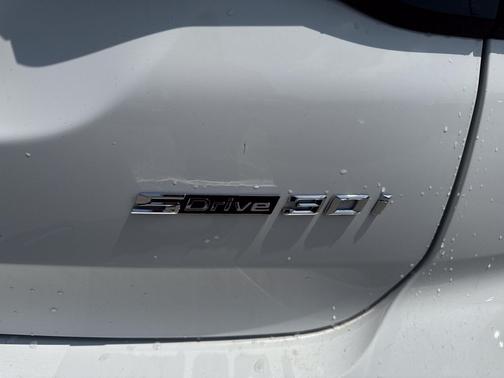 Alpine White 2023 BMW X3 sDrive30i