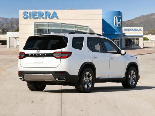 Platinum White Pearl 2026 Honda Pilot EX-L