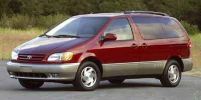 Burgundy 2001 Toyota Sienna CE