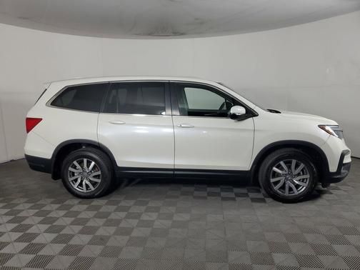 White Diamond Pearl 2019 Honda Pilot EX-L