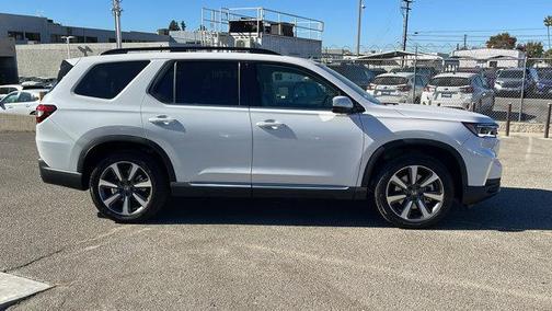 2025 Honda Pilot Elite