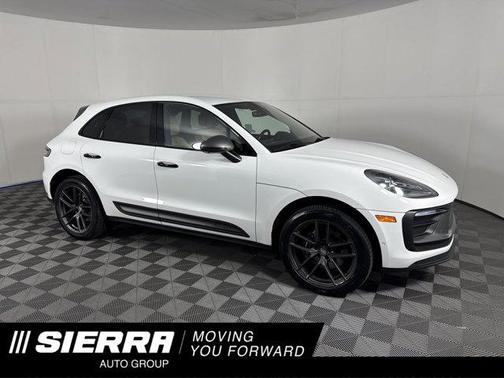 2023 Porsche Macan T
