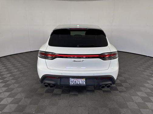 2023 Porsche Macan T