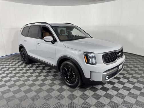 Wolf Gray 2023 Kia Telluride SX X-Pro