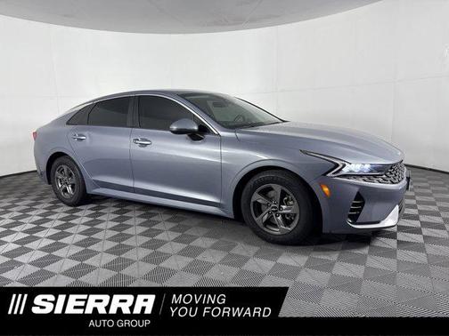 2022 Kia K5 LXS