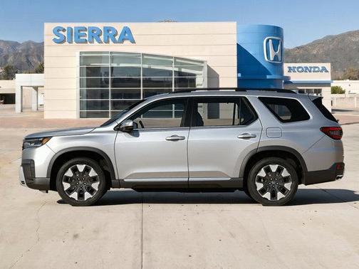 Solar Silver Metallic 2026 Honda Pilot TrailSport