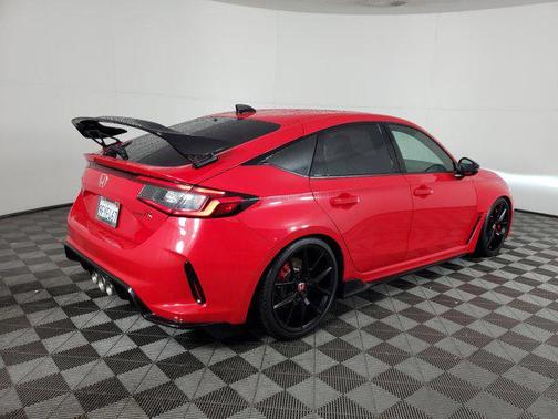 2023 Honda Civic Type R Touring